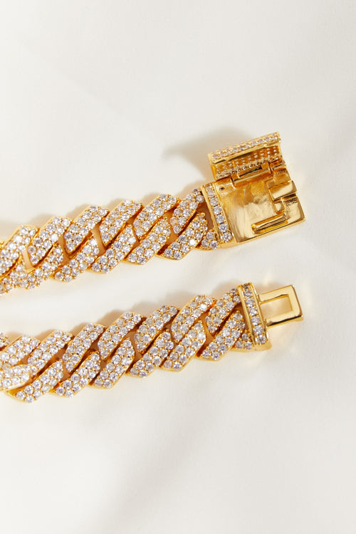 Close-up of zircon stone detailing on alloy bracelet